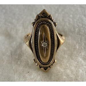 Vintage Avon Kensington Ring Gold-tone Victorian Revival Signed SZ 6 - 7